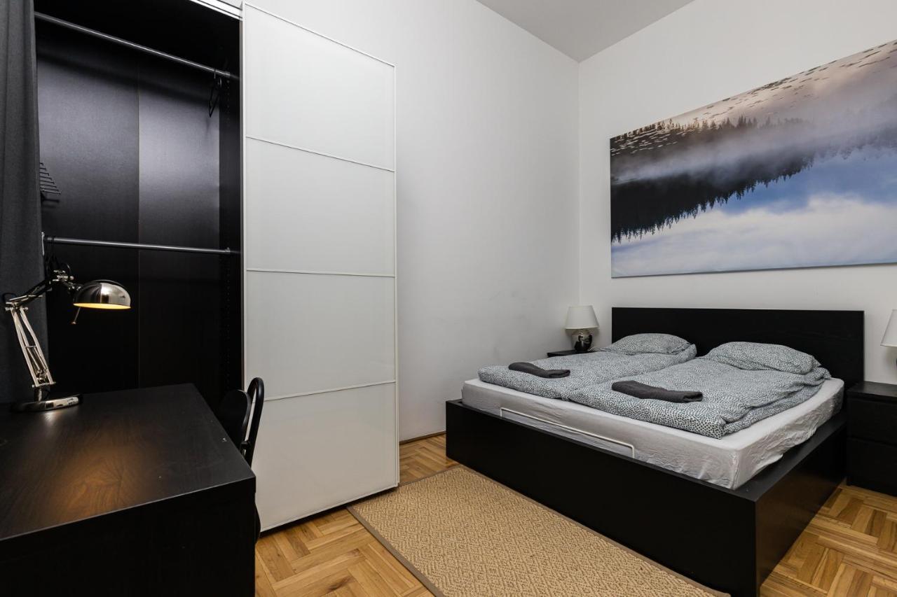 Cosy 1 Bedroom Apartment In Gozsdu Court Будапешт Экстерьер фото